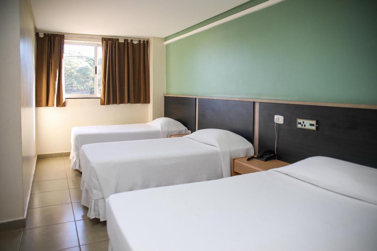 Hotel Rede Andrade Vivaldi Foz do Iguaçu Exterior foto